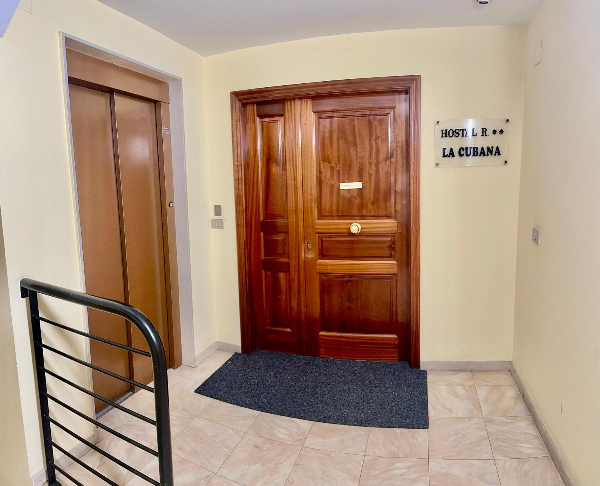 Hostal La Cubana Carballino Bagian luar foto