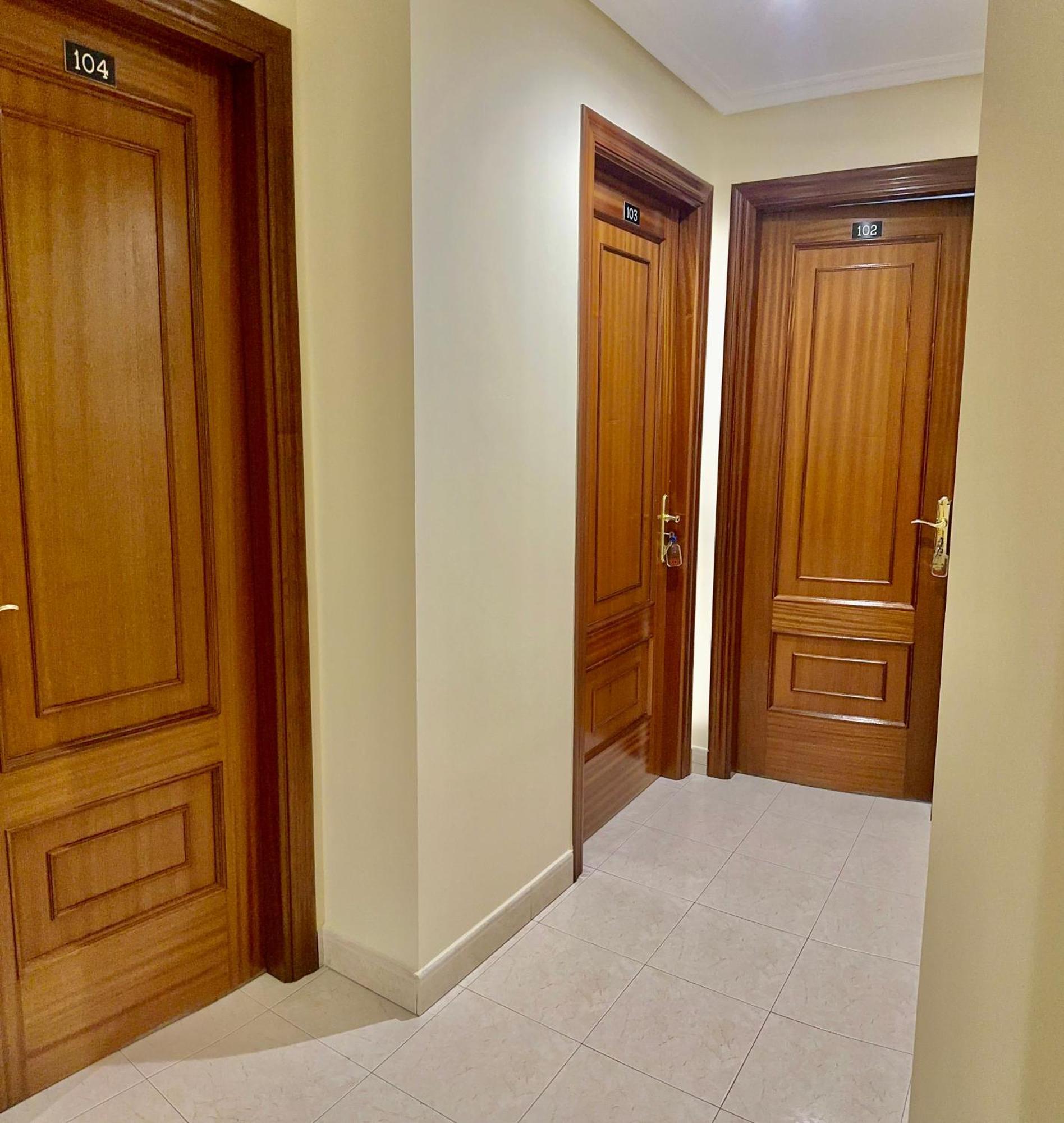 Hostal La Cubana Carballino Bagian luar foto